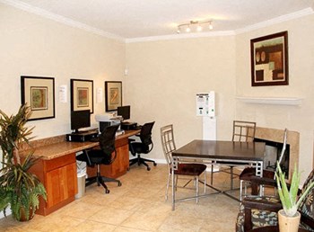 Business Center | Villa Ana Apartment Homes in Houston, TX